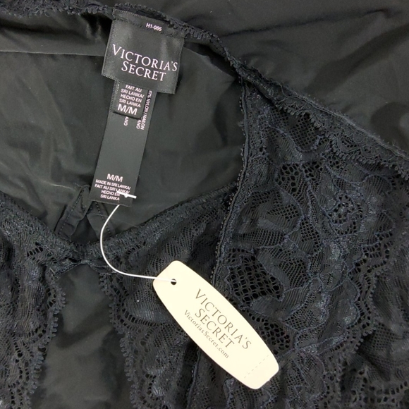 V.S.🖤 Sexy Black Babydoll lace slip/nightgown - Picture 6 of 10